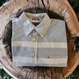 Tommy Hilfiger Button Up Shirt Grosgrain Stripe Business Casual Preppy Size L